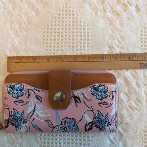 Tahari wristlet
